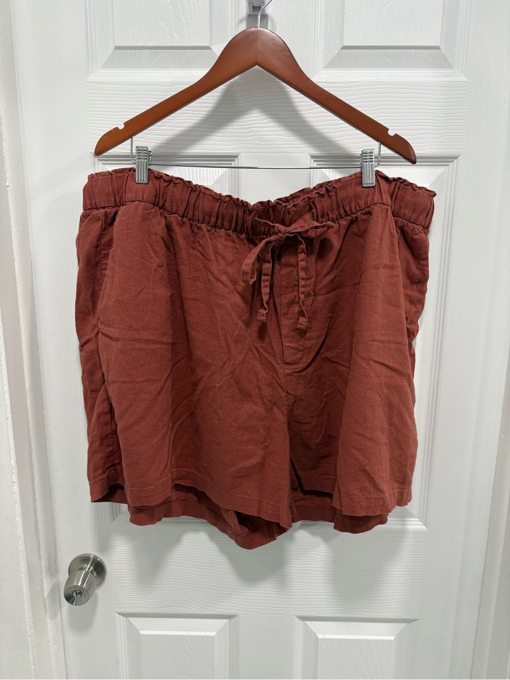 Ava & Viv Rust Brown High-Waist Linen Drawstring Shorts